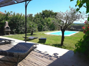 Aillan Hervé Maison indépendante avec sa piscine